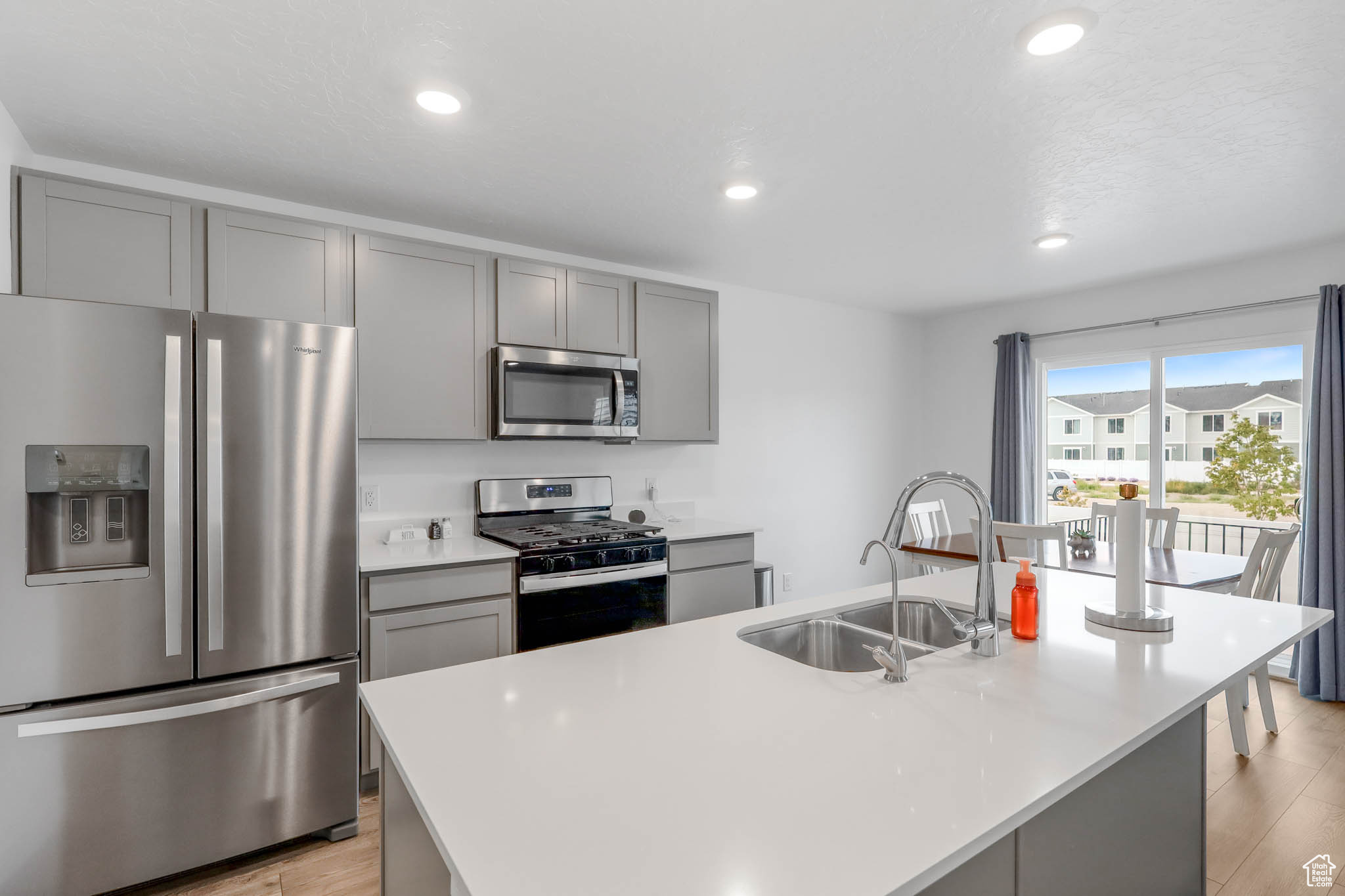 NORTHSHORE - Residential