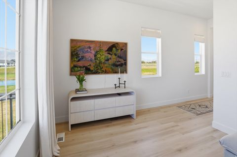 Tiny photo for 293 E POLARIS DR #101, Saratoga Springs, UT 84045 (MLS # 2158273)