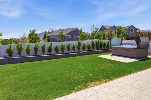 Tiny photo for 293 E POLARIS DR #101, Saratoga Springs, UT 84045 (MLS # 2158273)