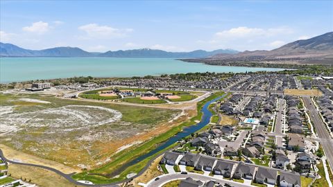 Tiny photo for 293 E POLARIS DR #101, Saratoga Springs, UT 84045 (MLS # 2158273)