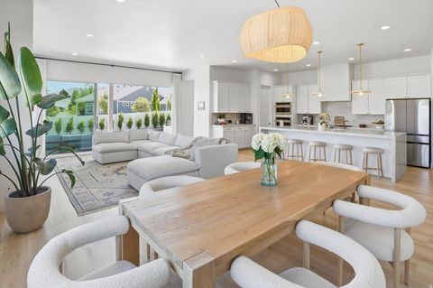 Tiny photo for 293 E POLARIS DR #101, Saratoga Springs, UT 84045 (MLS # 2158273)