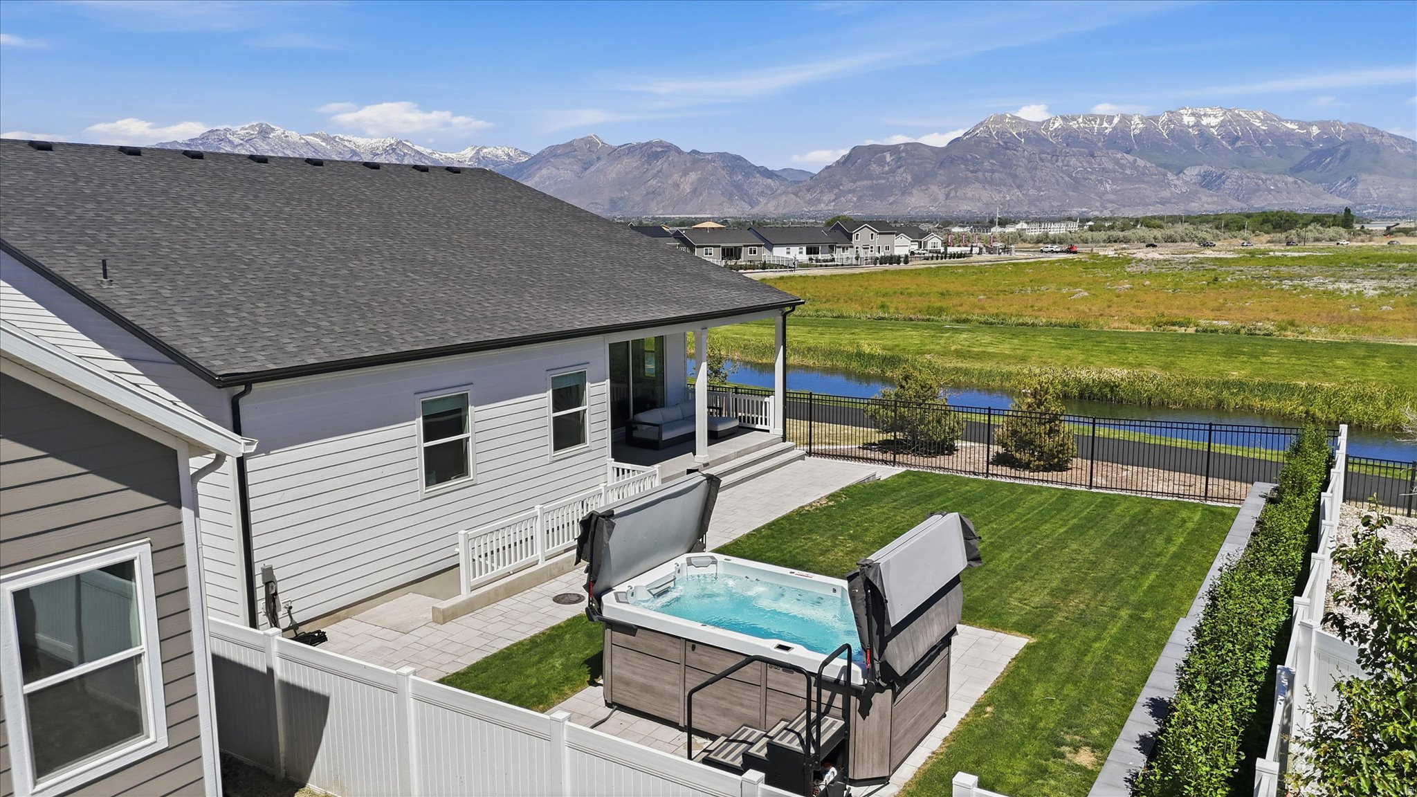 SPRINGS VILLAGE AT WANDER - Residential