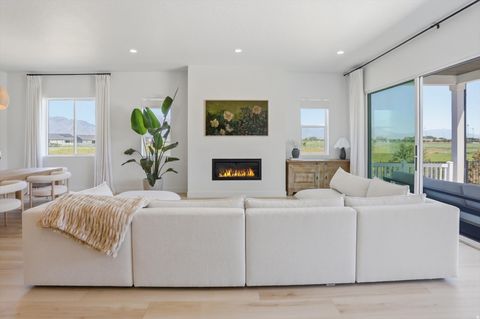 Tiny photo for 293 E POLARIS DR #101, Saratoga Springs, UT 84045 (MLS # 2158273)