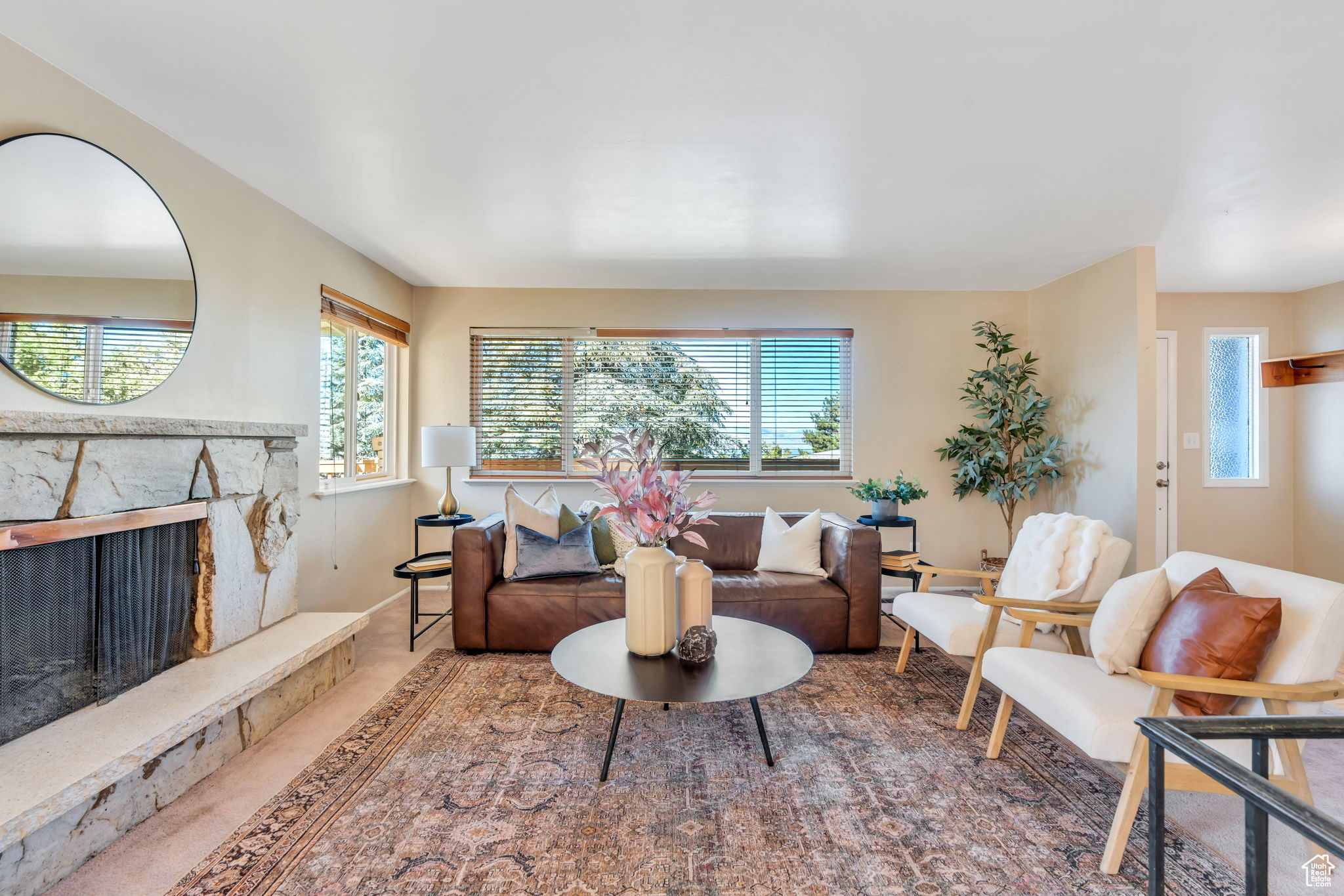 OAK HILLS - Residential