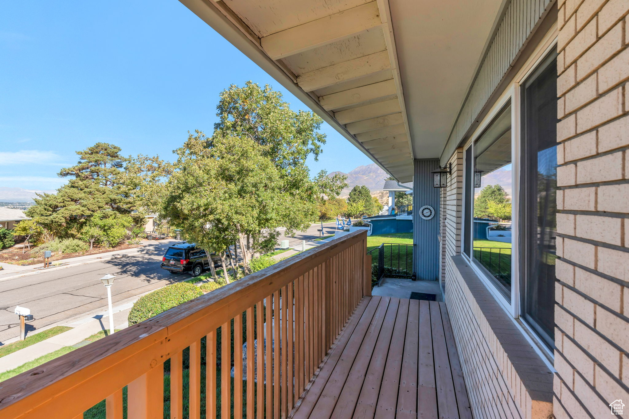 OAK HILLS - Residential