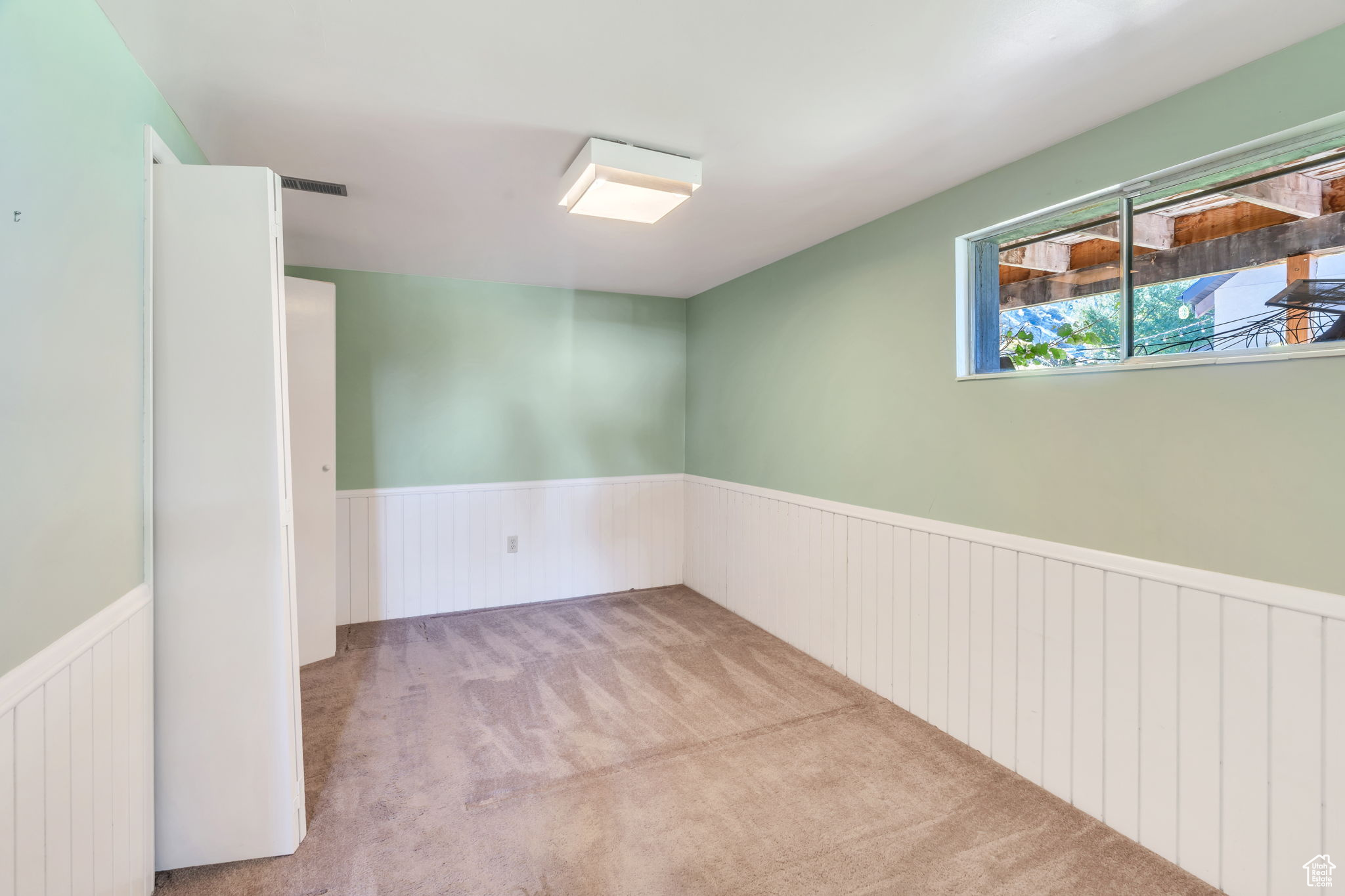 OAK HILLS - Residential