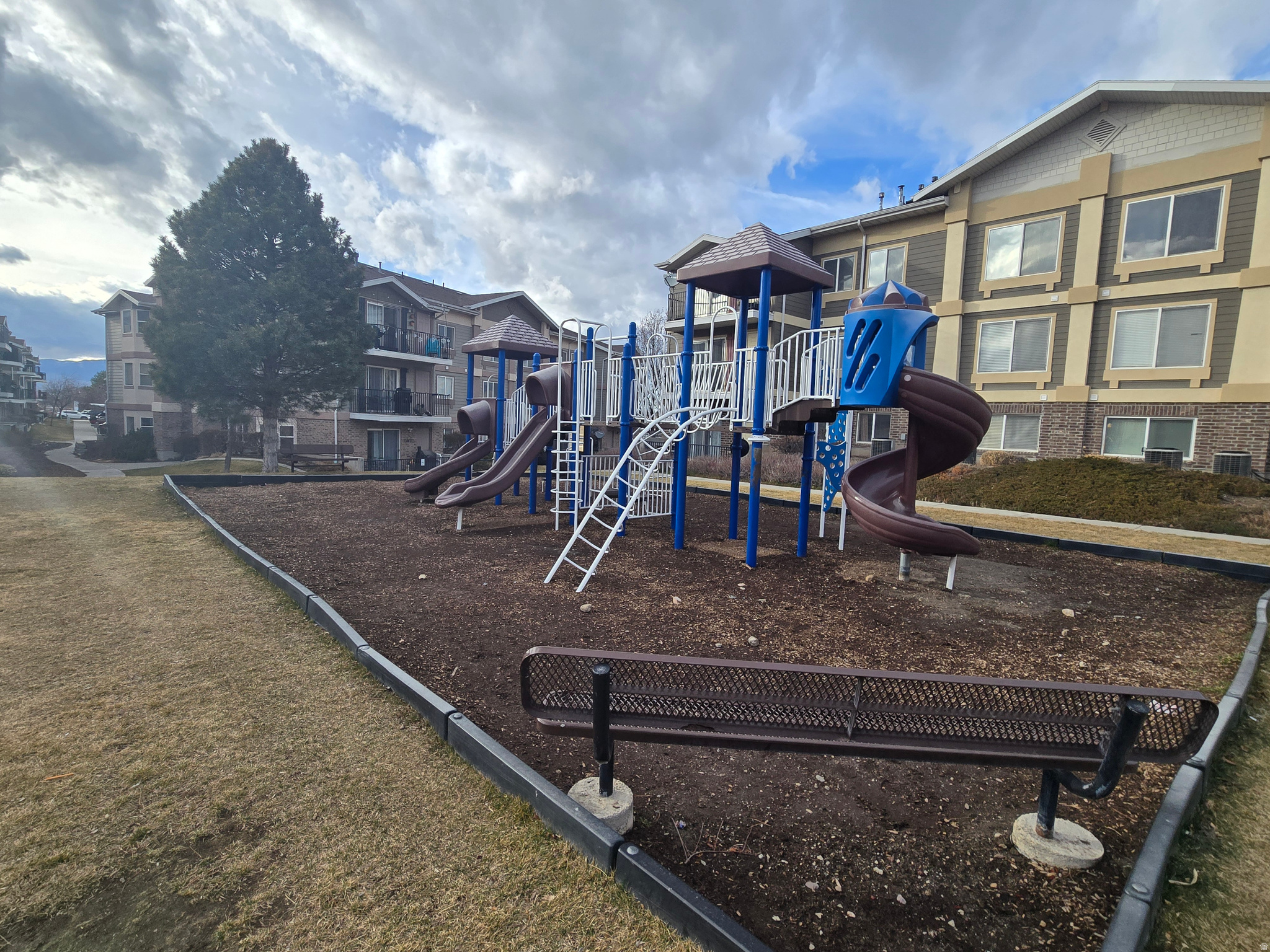 EAST TOWN VILLAGE PH 2 - Residential