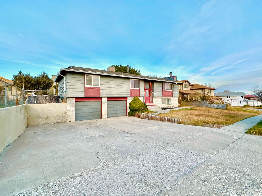 Photo of 59 HILLCREST DR, Price, UT 84501 (MLS # 2127987)