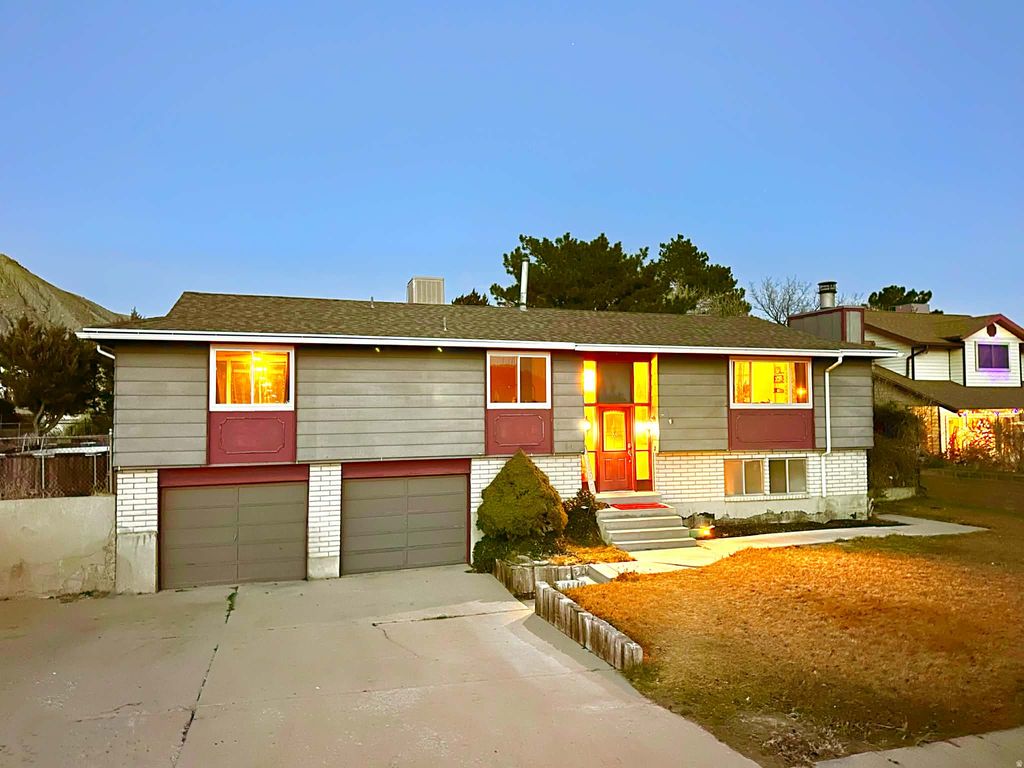 Photo of 59 HILLCREST DR, Price, UT 84501 (MLS # 2127987)