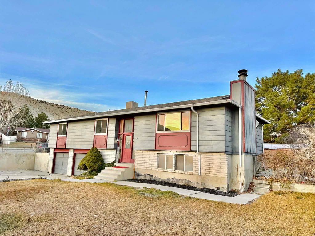 Photo of 59 HILLCREST DR, Price, UT 84501 (MLS # 2127987)