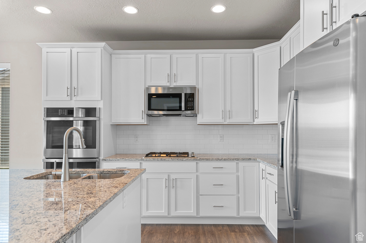 OVERLAND GARDENS D221R - Residential