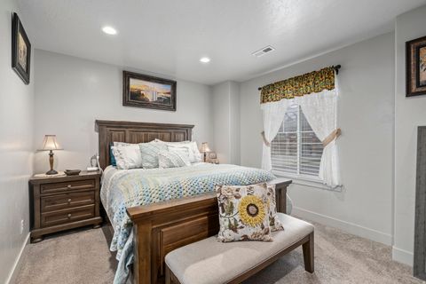 Tiny photo for 177 E 610 S, Santaquin, UT 84655 (MLS # 2128918)