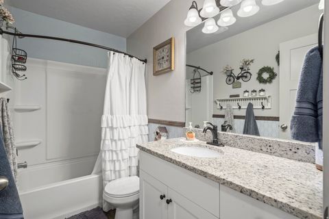 Tiny photo for 177 E 610 S, Santaquin, UT 84655 (MLS # 2128918)