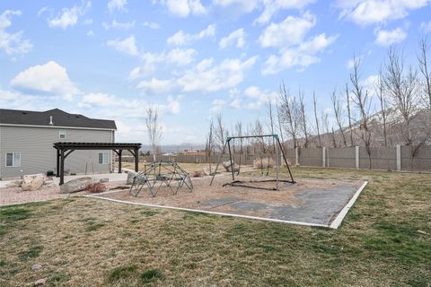 Tiny photo for 177 E 610 S, Santaquin, UT 84655 (MLS # 2128918)