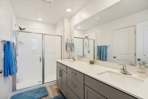Tiny photo for 933 W LITTLE TIGER CT N #555, Saratoga Springs, UT 84045 (MLS # 2158817)