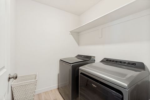 Tiny photo for 933 W LITTLE TIGER CT N #555, Saratoga Springs, UT 84045 (MLS # 2158817)