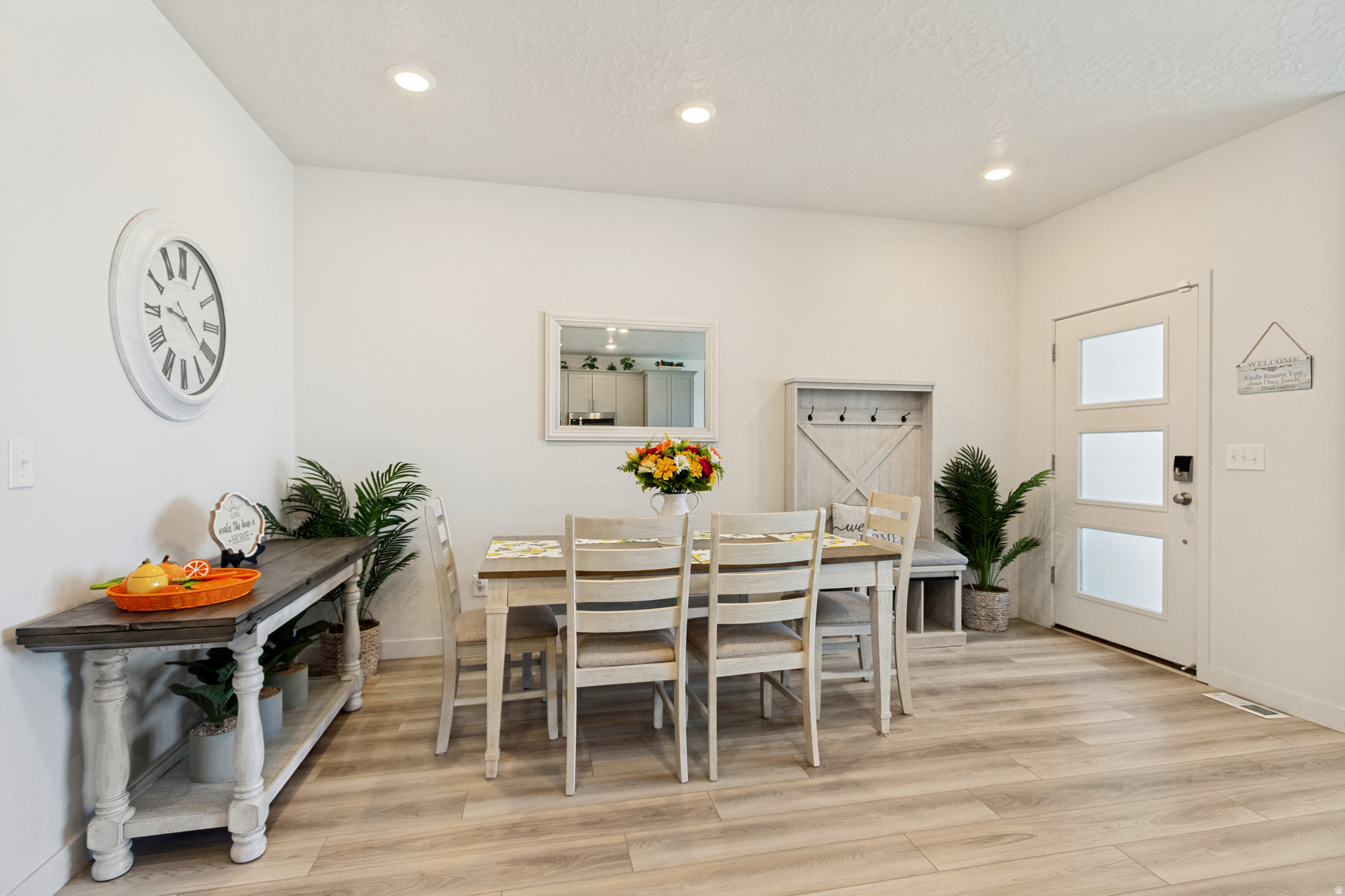 SUNFLOWER FIELDS - Residential
