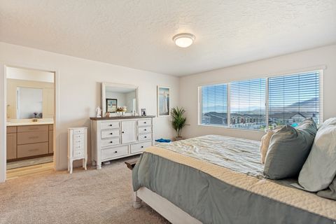 Tiny photo for 933 W LITTLE TIGER CT N #555, Saratoga Springs, UT 84045 (MLS # 2158817)