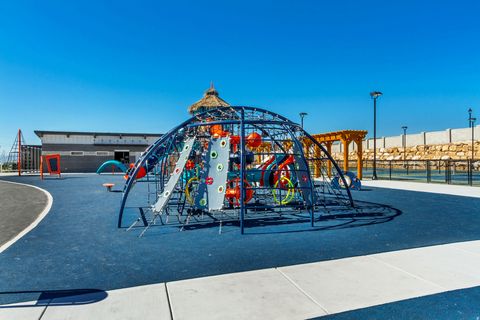 Tiny photo for 933 W LITTLE TIGER CT N #555, Saratoga Springs, UT 84045 (MLS # 2158817)