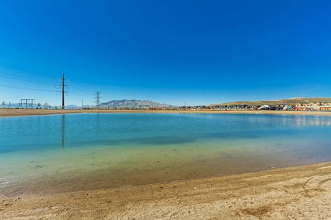 Tiny photo for 933 W LITTLE TIGER CT N #555, Saratoga Springs, UT 84045 (MLS # 2158817)