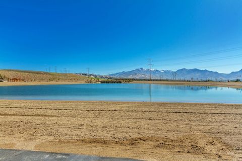 Tiny photo for 933 W LITTLE TIGER CT N #555, Saratoga Springs, UT 84045 (MLS # 2158817)