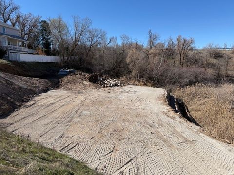 Photo of 5659 FOX CHASE DR, South Ogden, UT 84403 (MLS # 2144009)