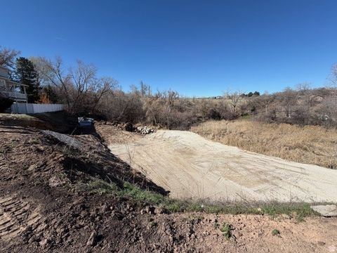 Tiny photo for 5659 FOX CHASE DR, South Ogden, UT 84403 (MLS # 2144009)