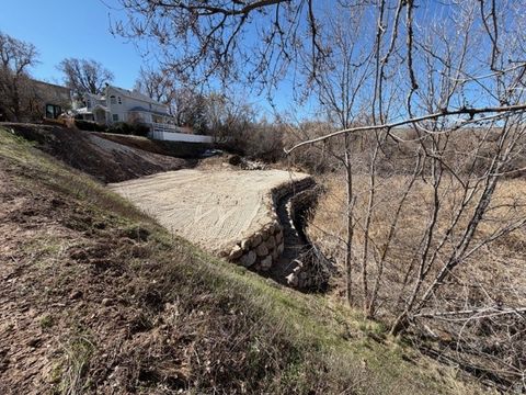 Tiny photo for 5659 FOX CHASE DR, South Ogden, UT 84403 (MLS # 2144009)