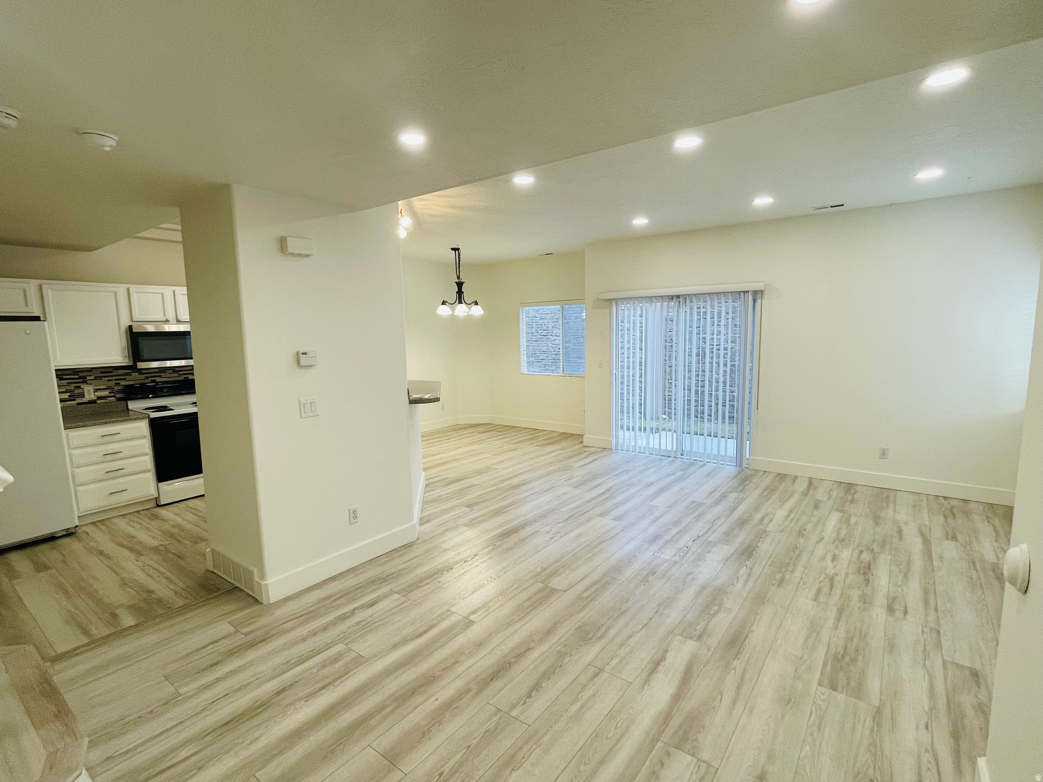 ASPEN SPRING 8 CONDO - Residential