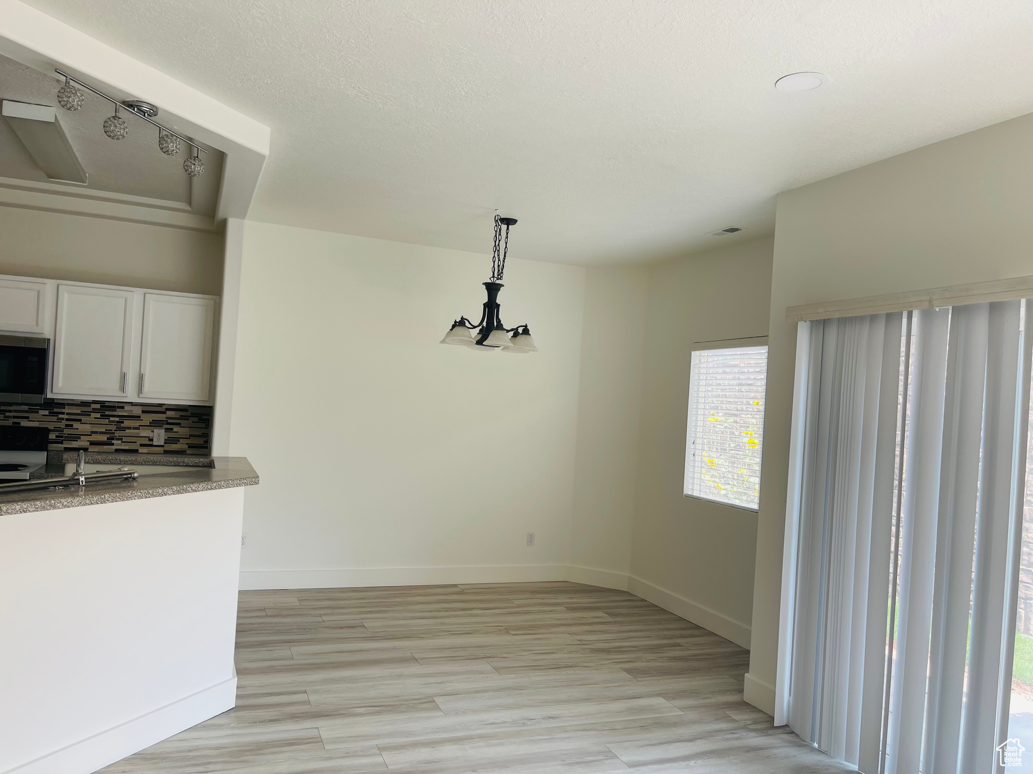 ASPEN SPRING 8 CONDO - Residential