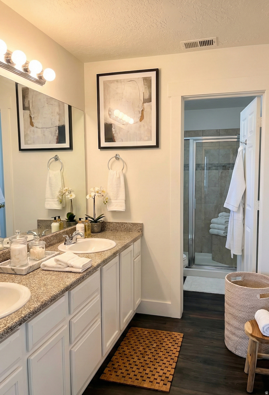 ASPEN SPRING 8 CONDO - Residential