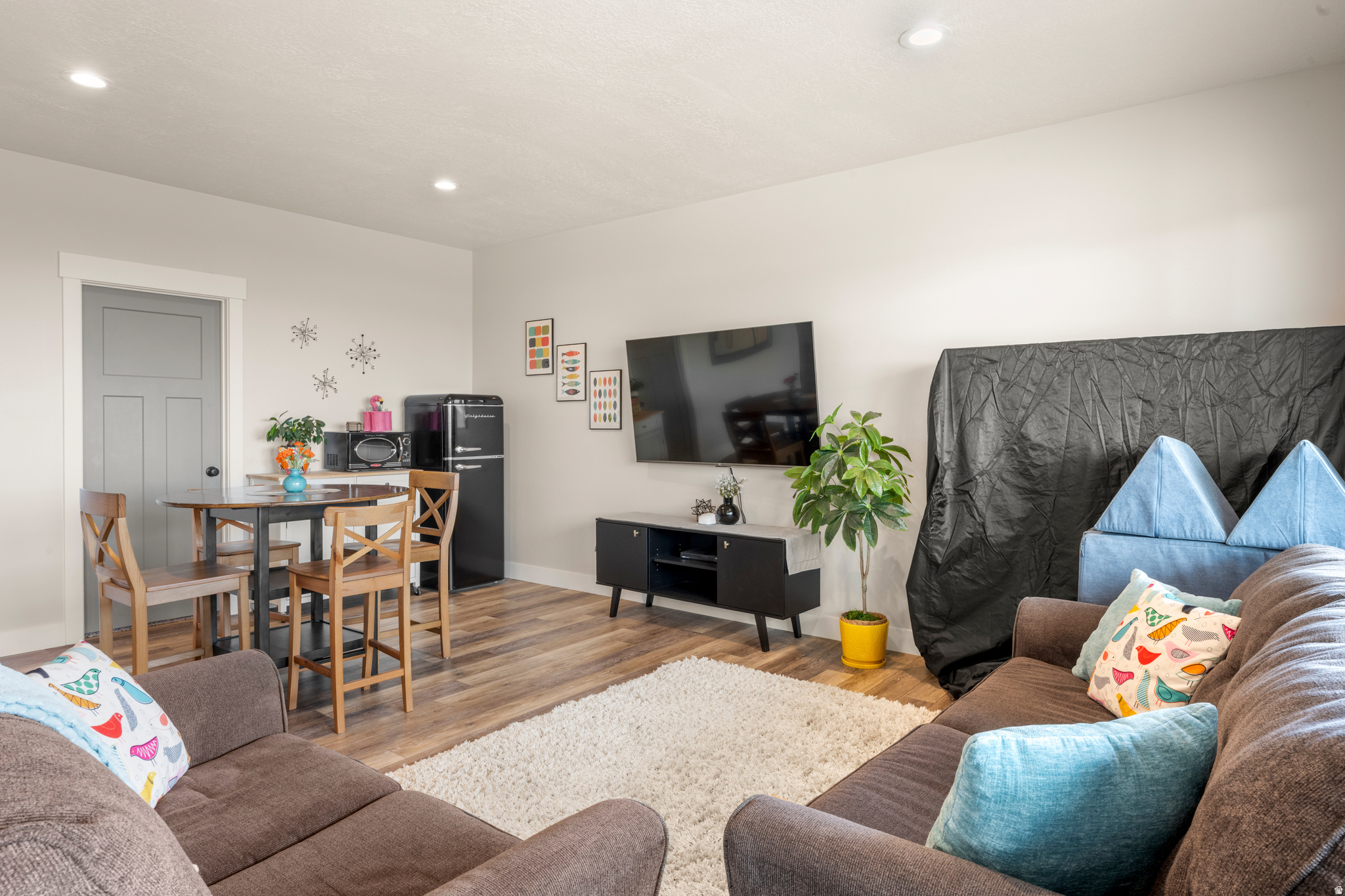 OMEGA SUB - Residential