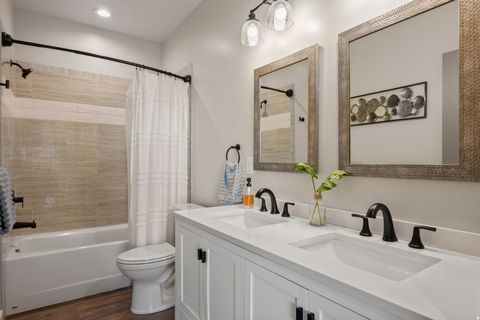 Tiny photo for 388 W CRICKET CIR, Garden City, UT 84028 (MLS # 2142280)