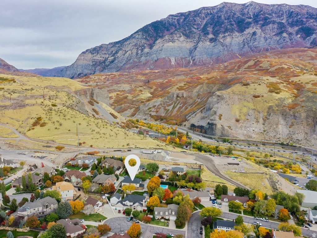 COVE ESTATES - Residential