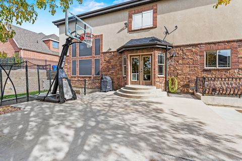 Tiny photo for 997 N 1560 E, Orem, UT 84097 (MLS # 2119855)