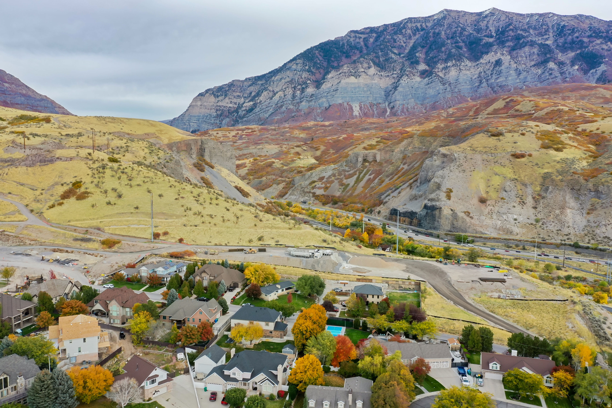 COVE ESTATES - Residential