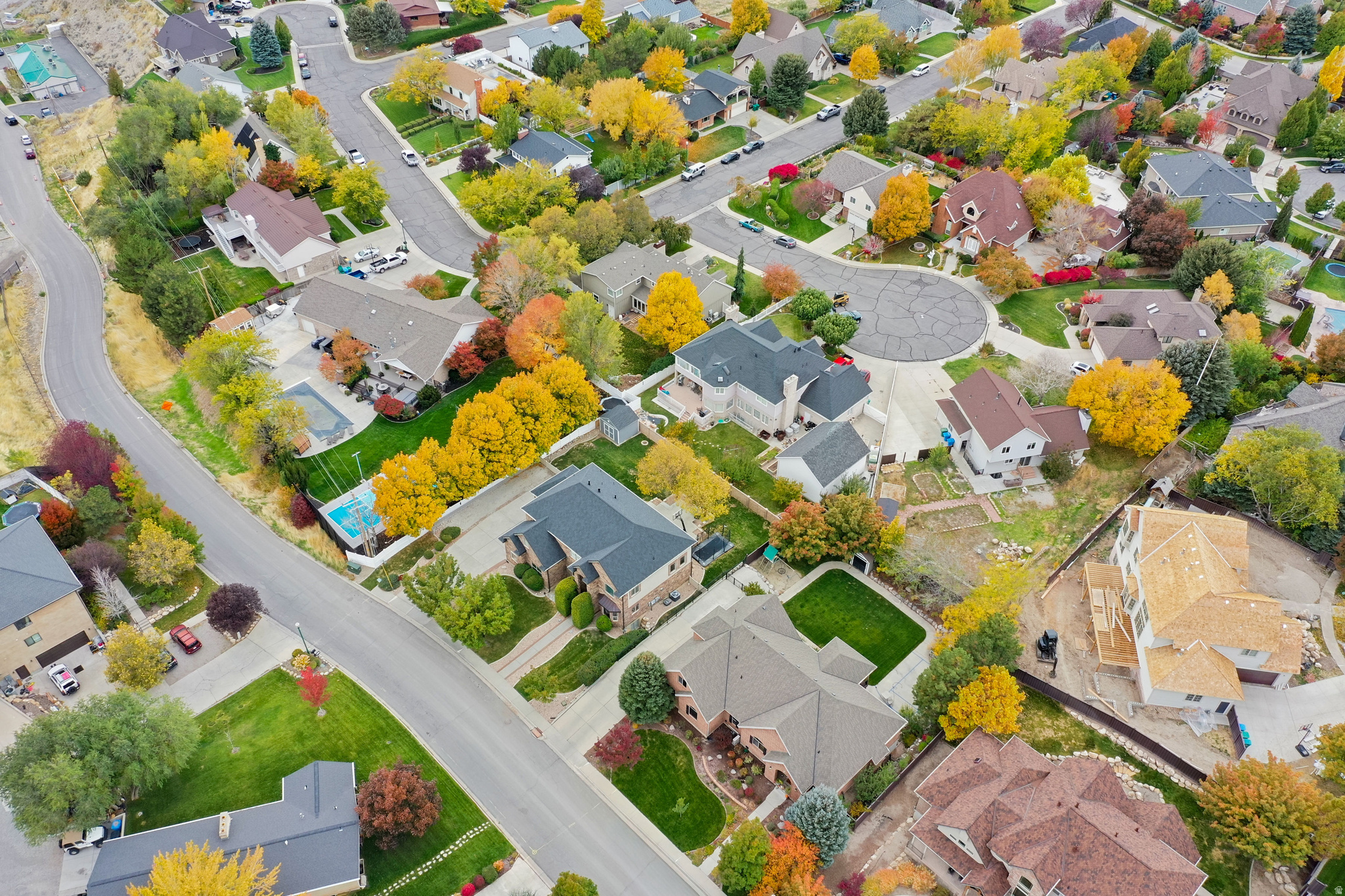 COVE ESTATES - Residential