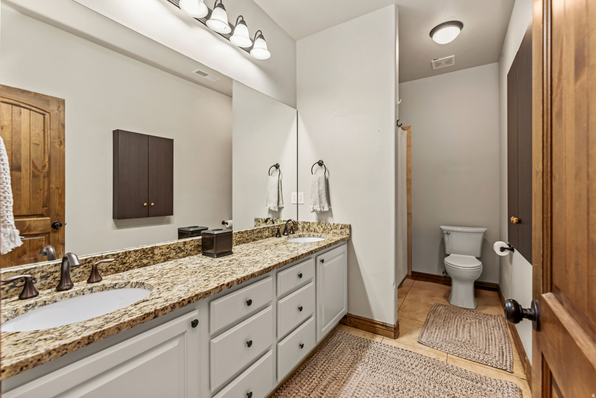 COVE ESTATES - Residential