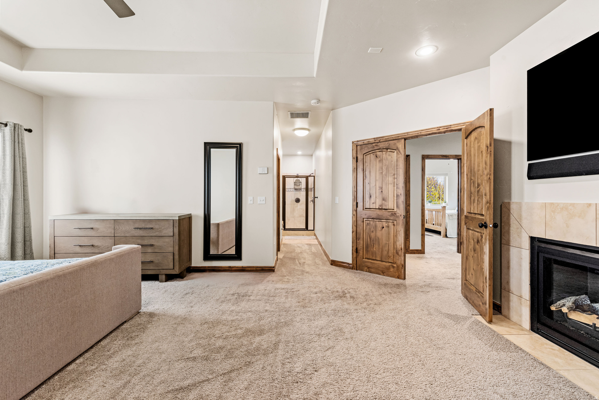 COVE ESTATES - Residential