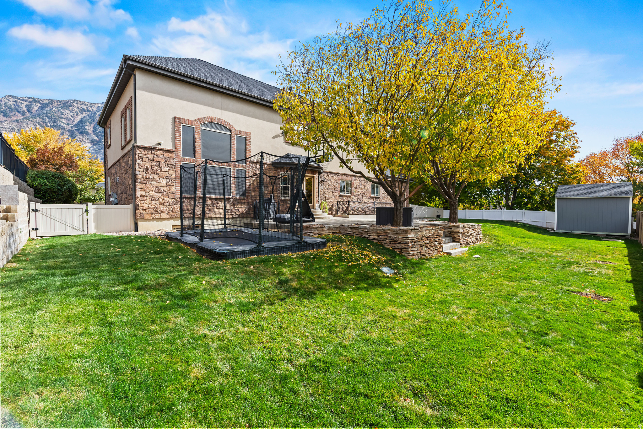 COVE ESTATES - Residential