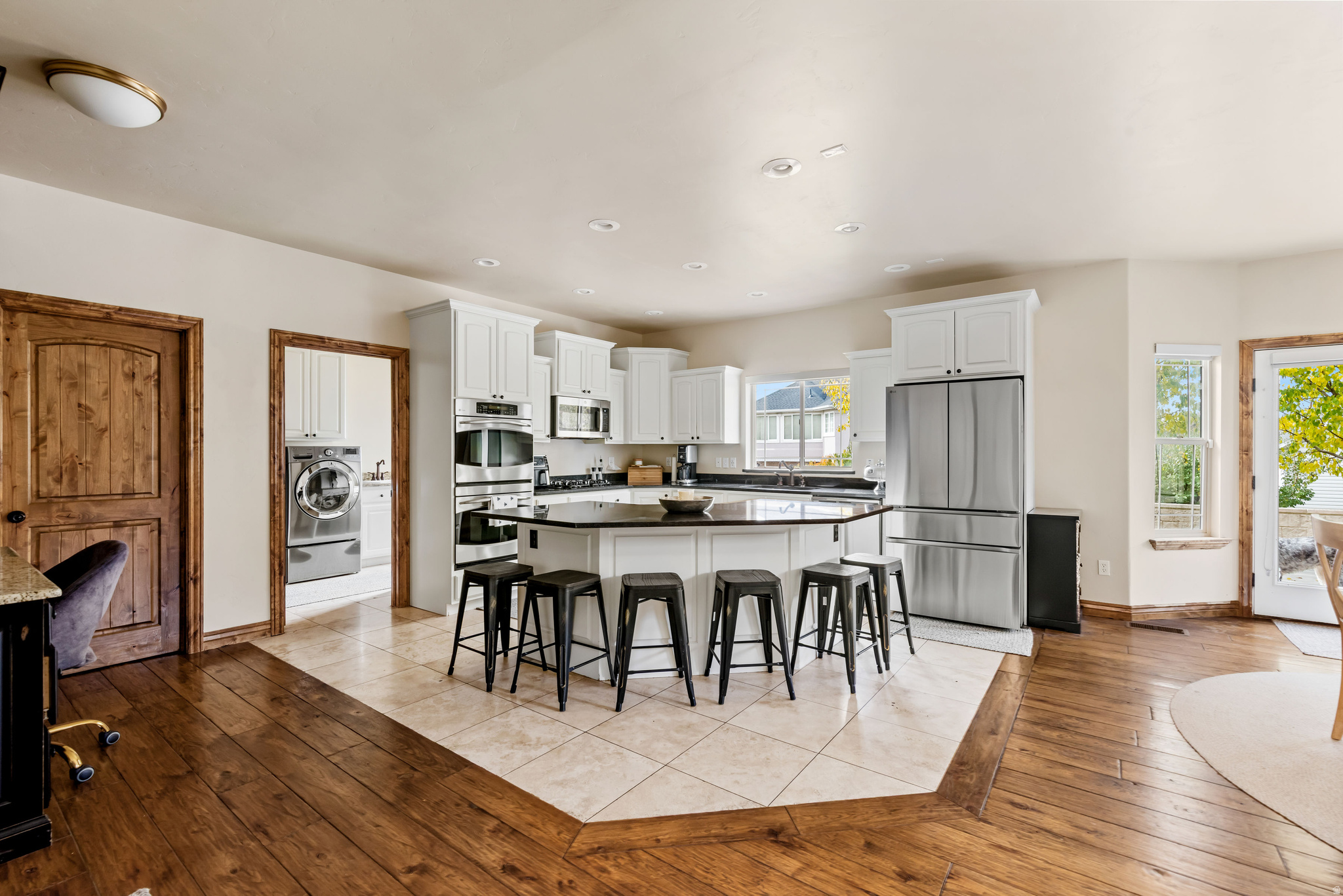 COVE ESTATES - Residential