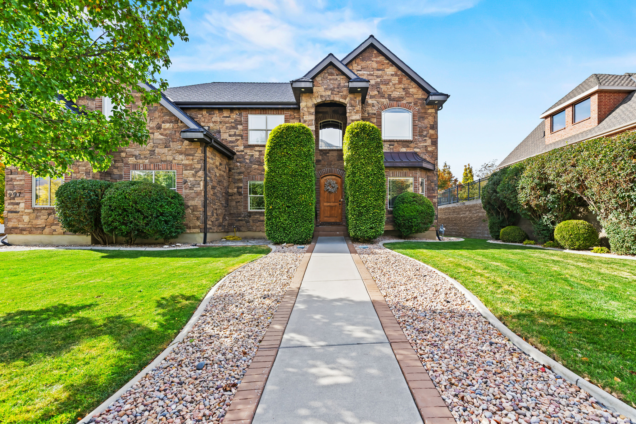 COVE ESTATES - Residential