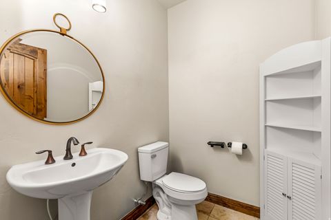 Tiny photo for 997 N 1560 E, Orem, UT 84097 (MLS # 2119855)