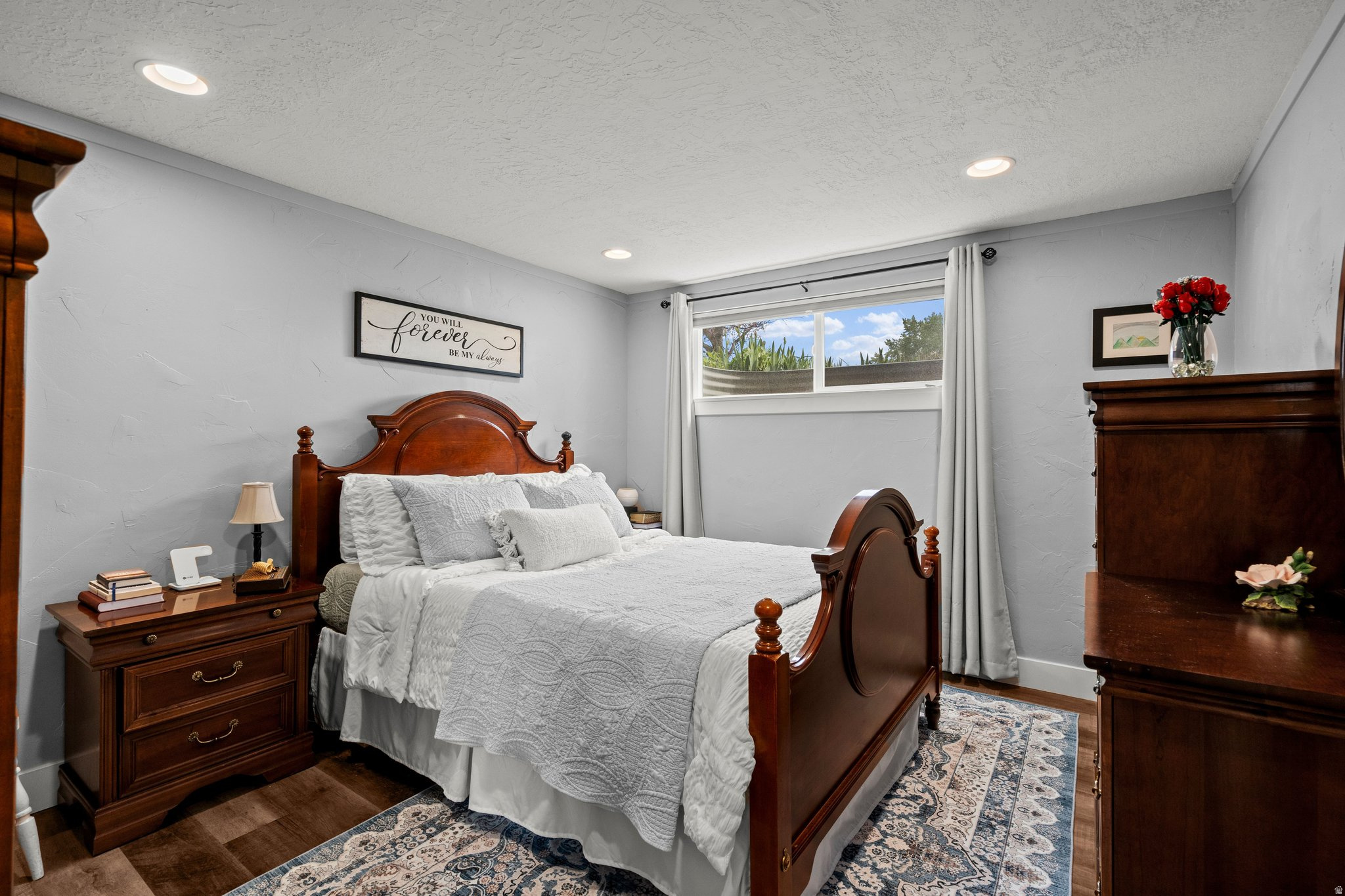 VALLEY VISTA - Residential