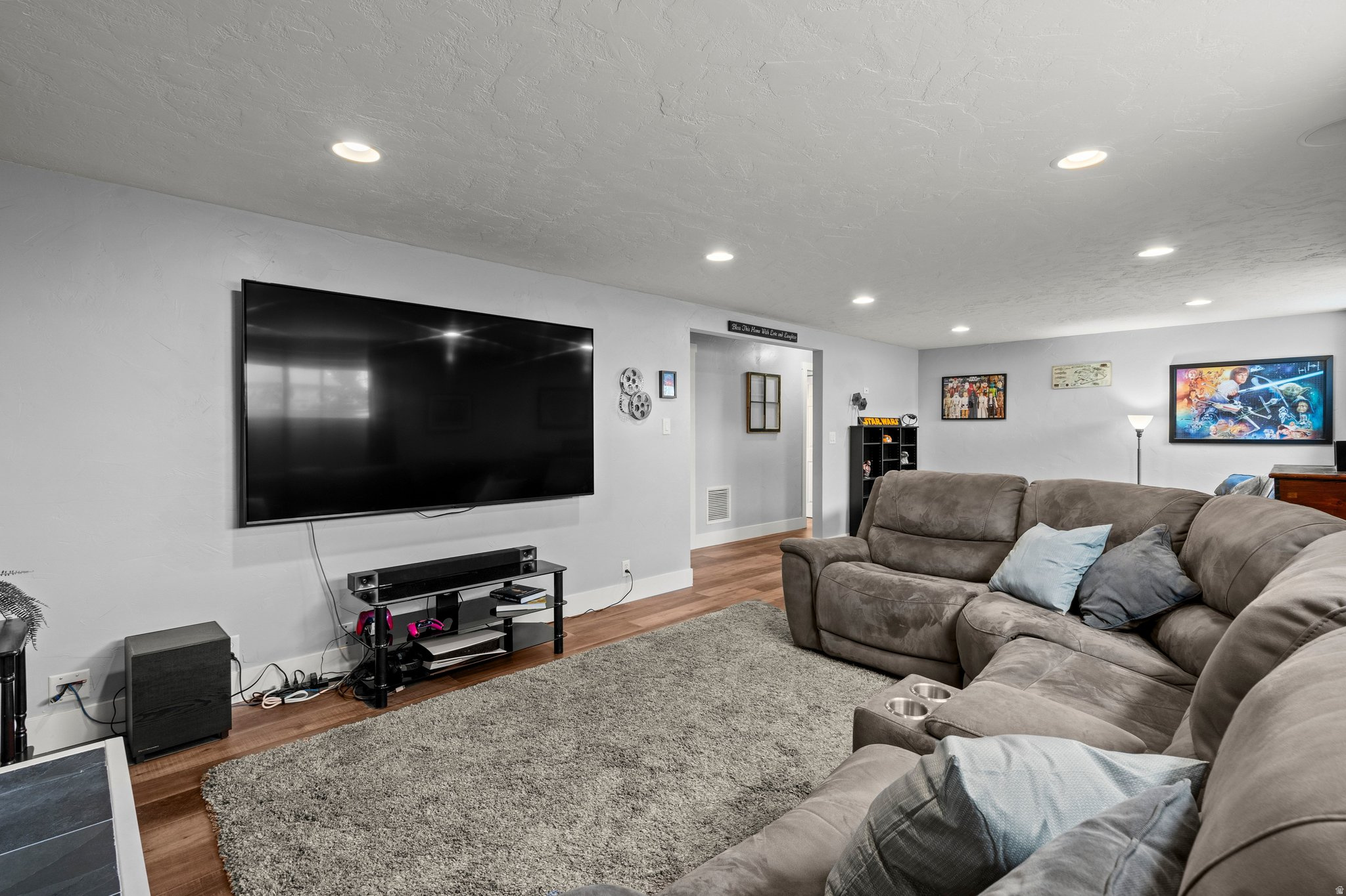 VALLEY VISTA - Residential