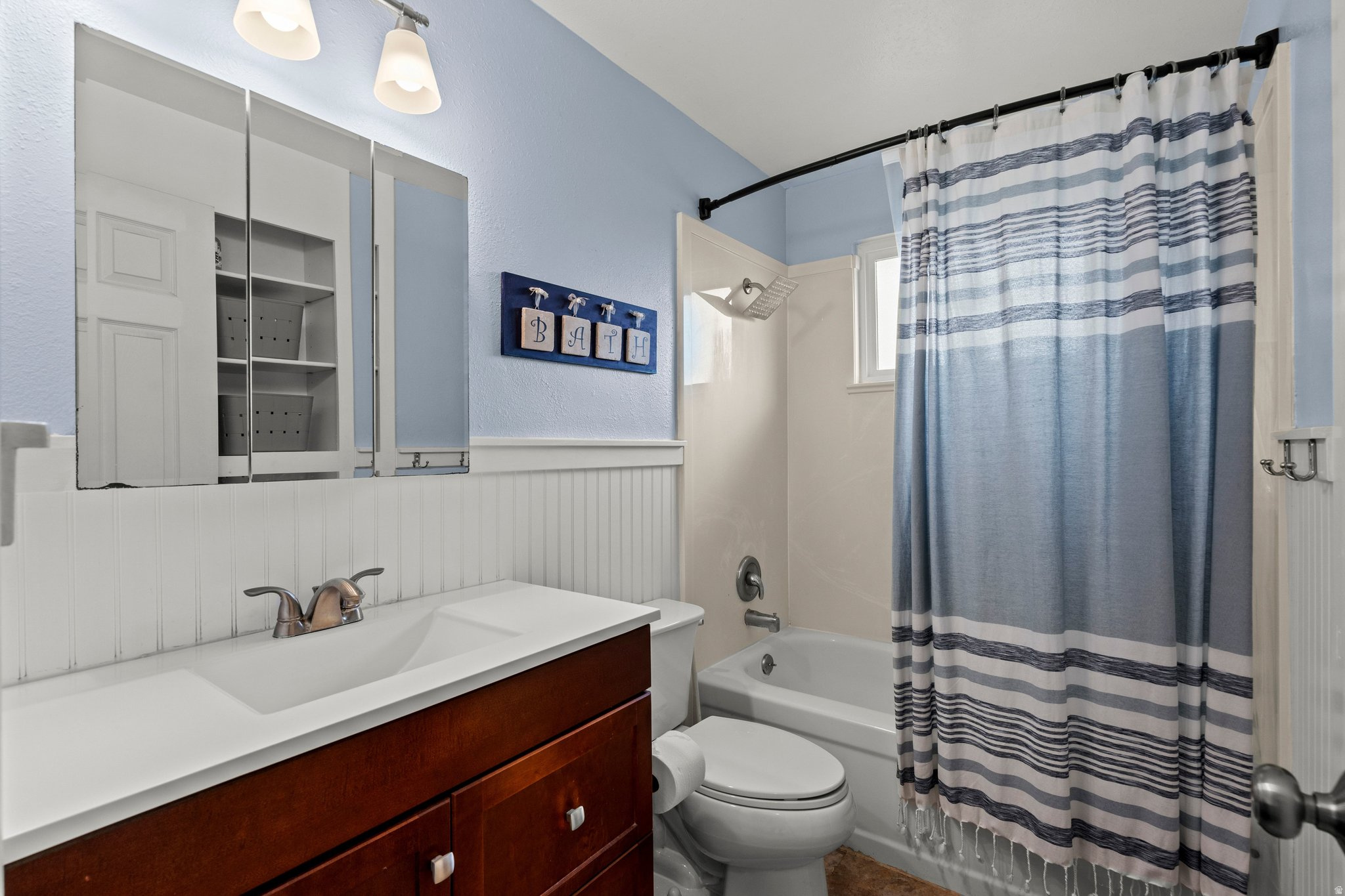 VALLEY VISTA - Residential