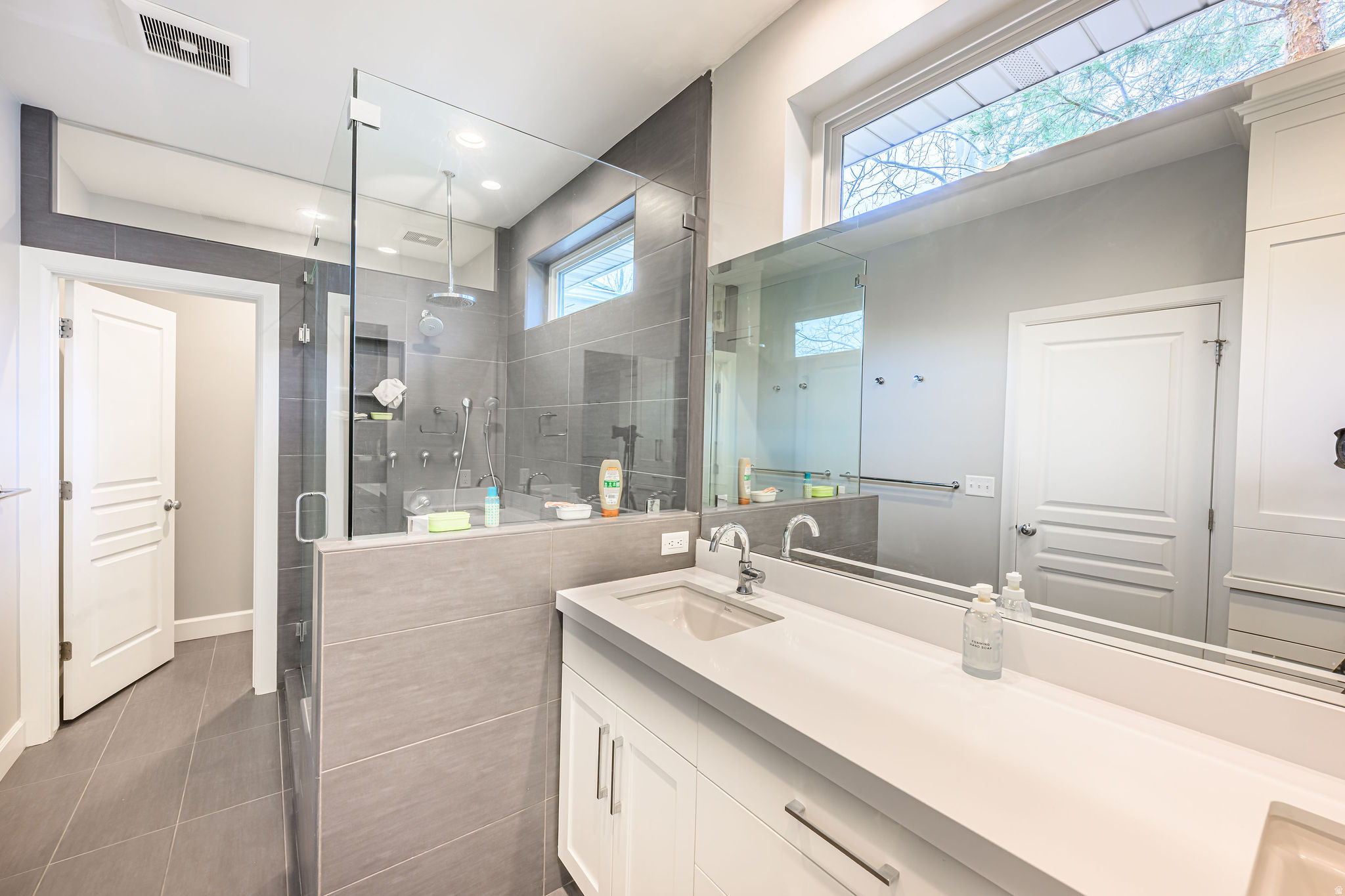 HIGH MEADOWS AT PINEBROOK - Residential