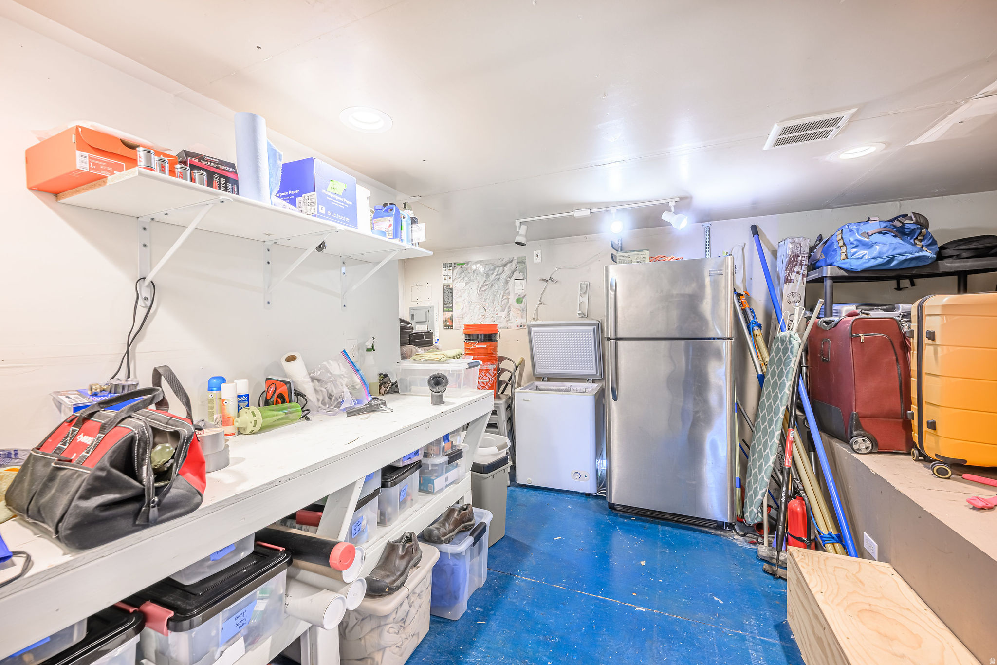 HIGH MEADOWS AT PINEBROOK - Residential