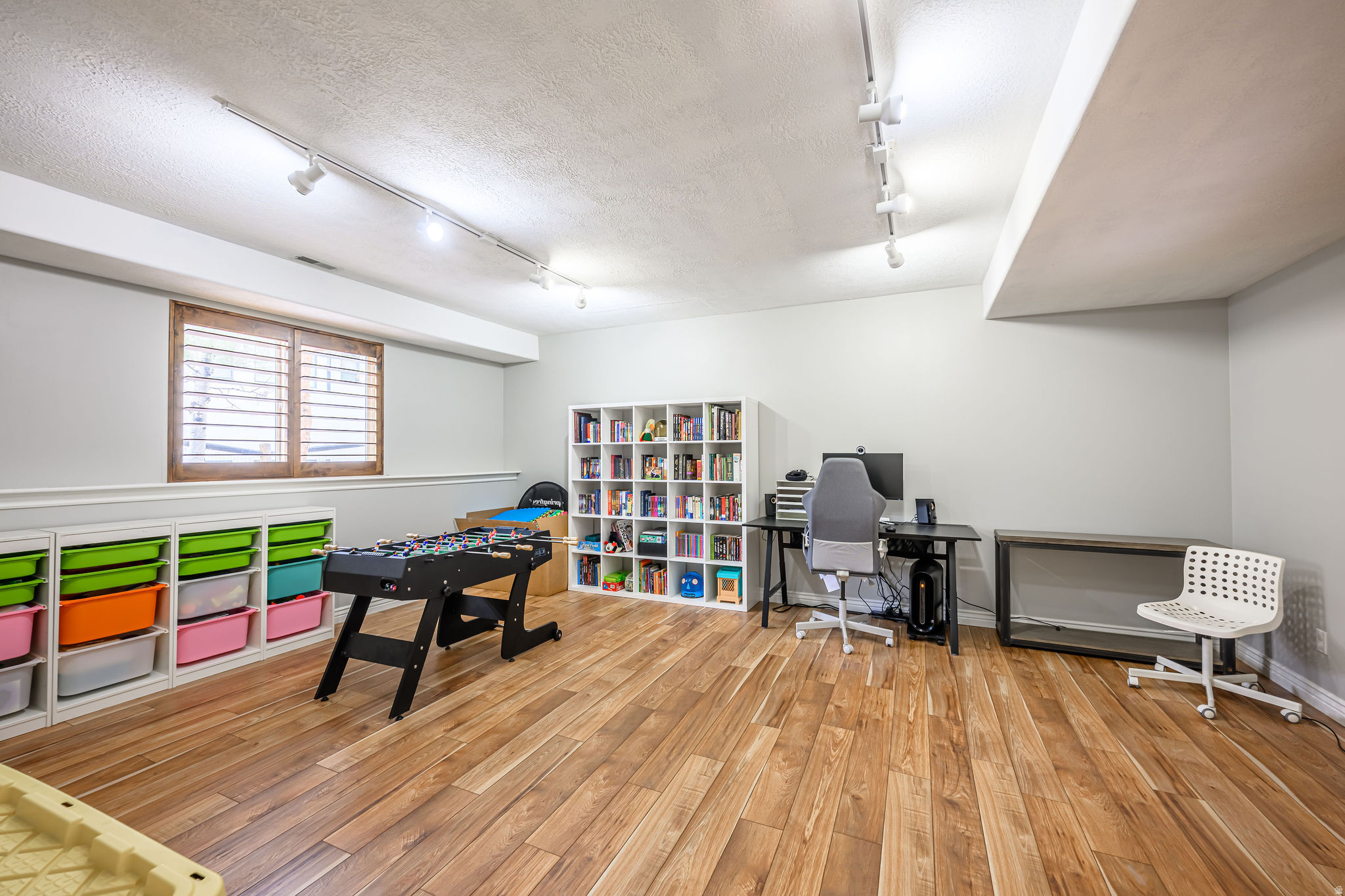 HIGH MEADOWS AT PINEBROOK - Residential