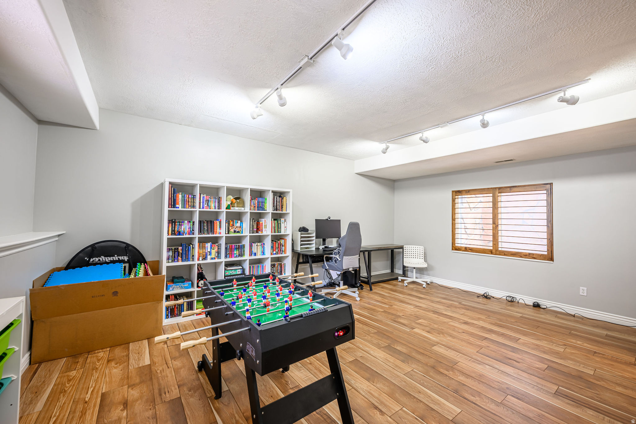 HIGH MEADOWS AT PINEBROOK - Residential